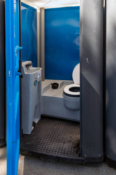Best Portable restroom trailer rental  in Batavia, OH